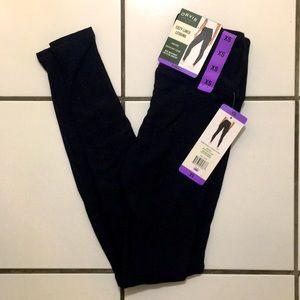 NWT Orvis Fleece Lined Legging